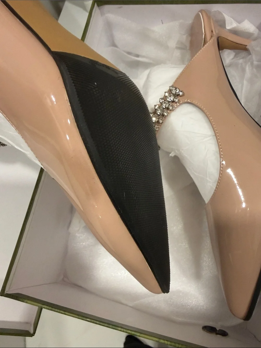 Women's Nude Patent Heels with Crystal Accent Sz 8.5 - Picture 3 of 3